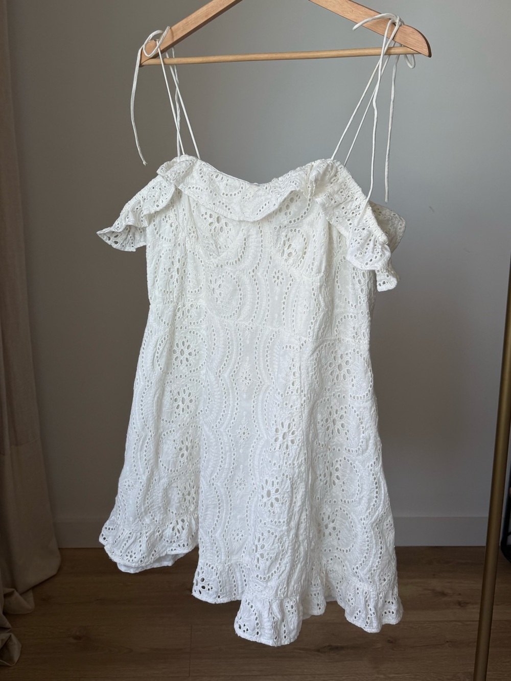Lovers + Friends Cream/White Lace Mini Dress Size L